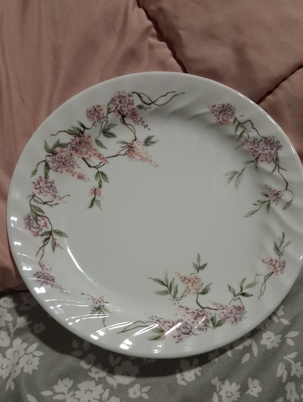 Corelle Wisteria White Dinner Plate with Pink Floral Vine Pattern- 7"